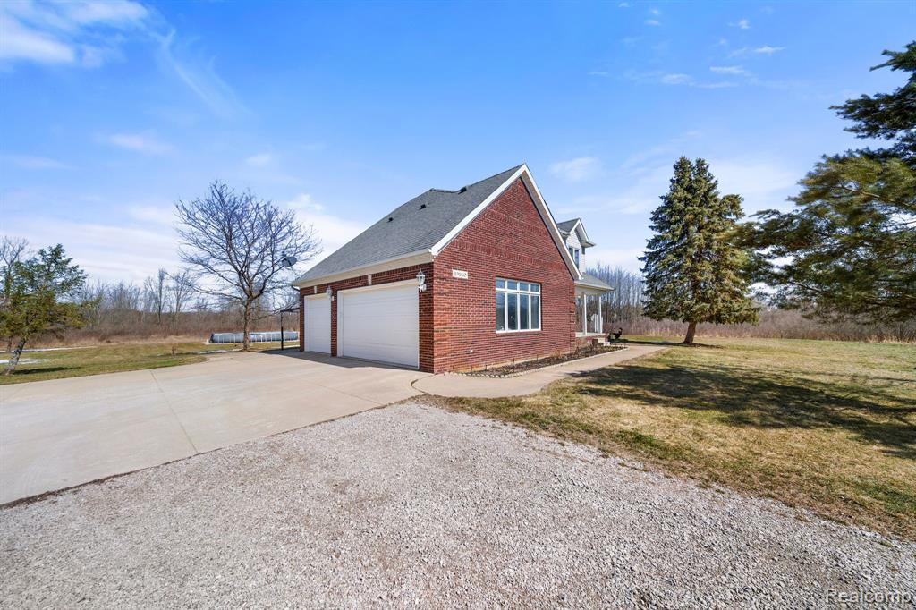 13120 ATWELL Road, Emmett, MI 48022 — Photo 4