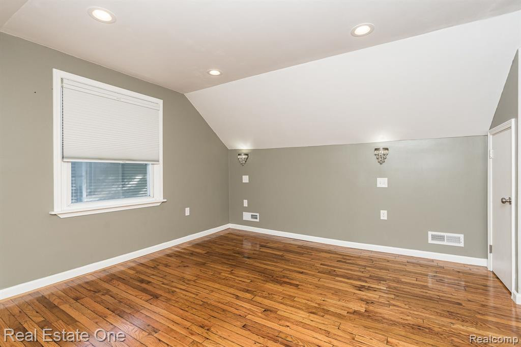 808 N EDISON Avenue, Royal Oak, MI 48067 — Photo 16