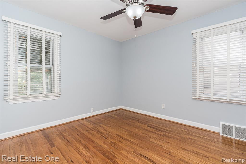 808 N EDISON Avenue, Royal Oak, MI 48067 — Photo 23