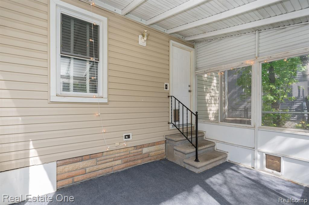 808 N EDISON Avenue, Royal Oak, MI 48067 — Photo 34