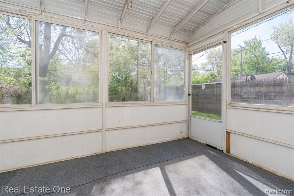 808 N EDISON Avenue, Royal Oak, MI 48067 — Photo 35