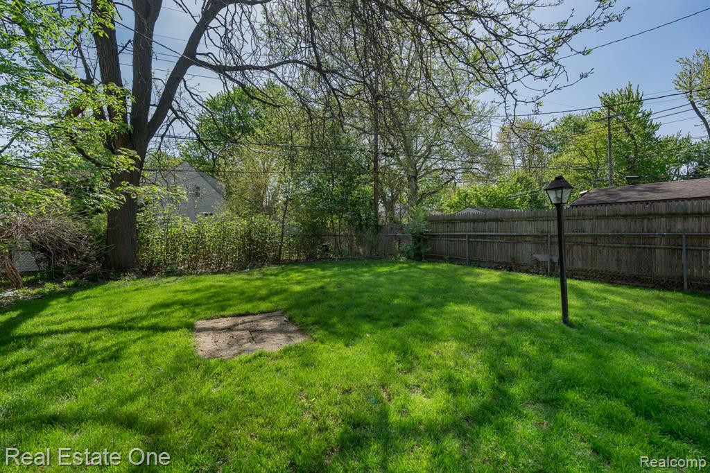 808 N EDISON Avenue, Royal Oak, MI 48067 — Photo 36