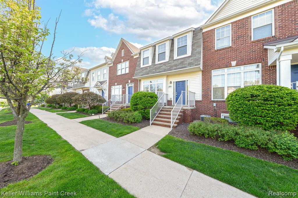 180 CENTER Boulevard, Wixom, MI 48393 — Photo 2