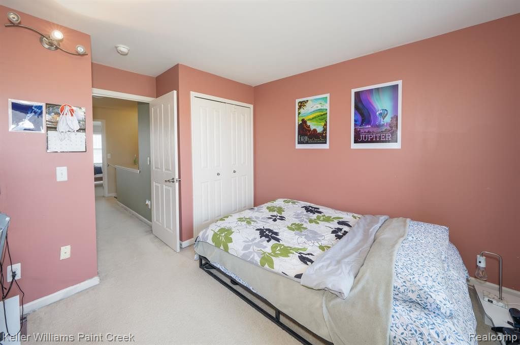 180 CENTER Boulevard, Wixom, MI 48393 — Photo 21