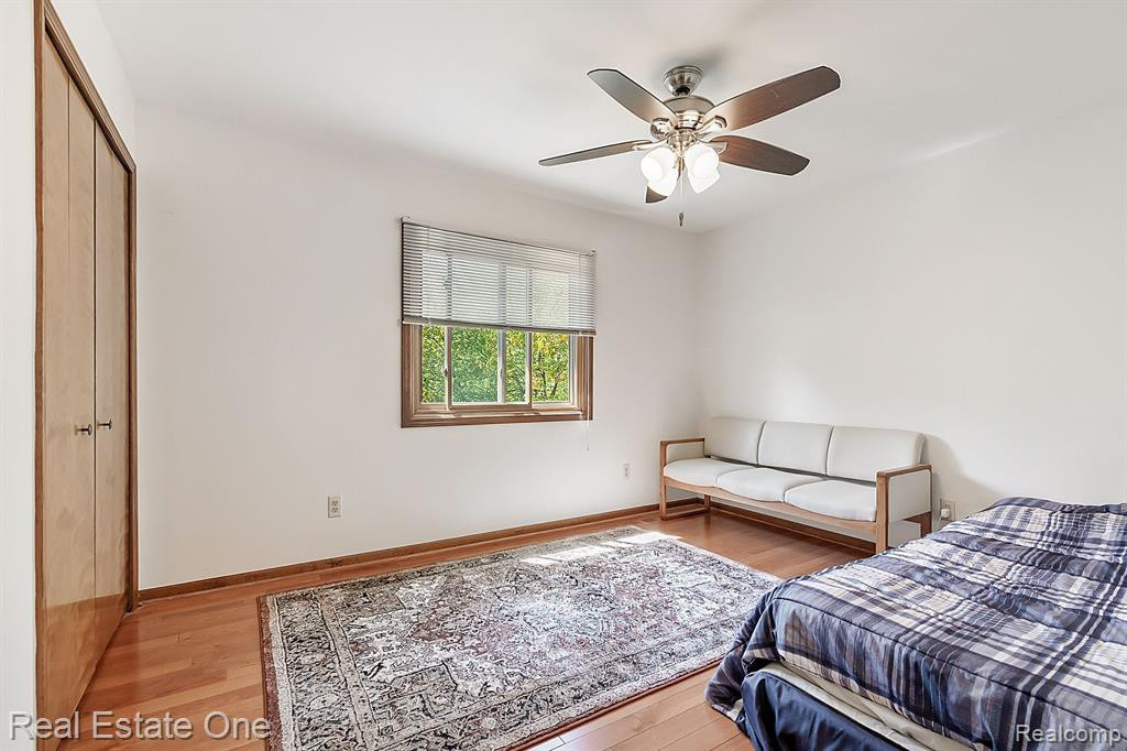 25553 Keenan, Novi, MI — Photo 23