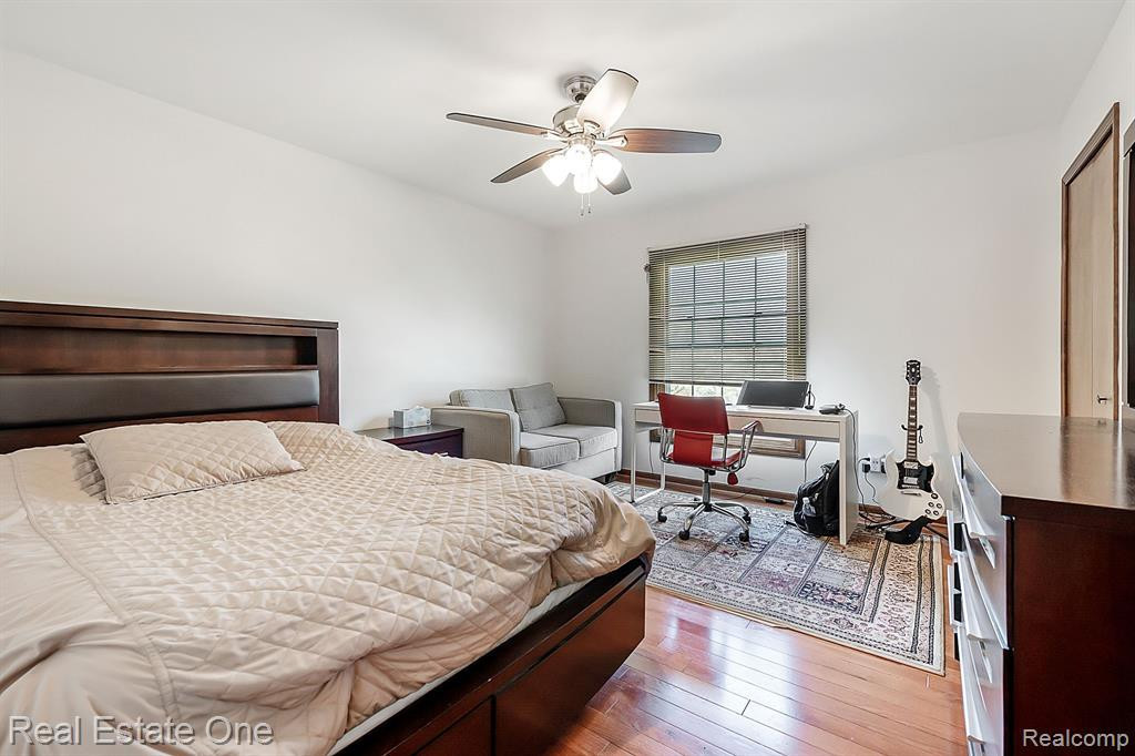 25553 Keenan, Novi, MI — Photo 24