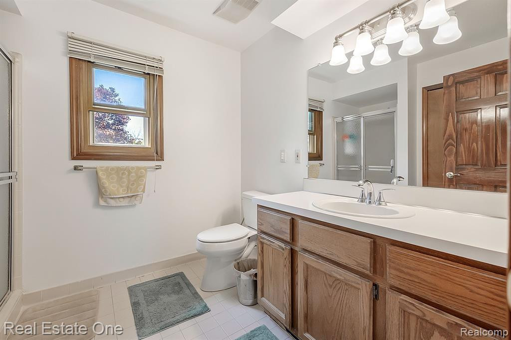 25553 Keenan, Novi, MI — Photo 29