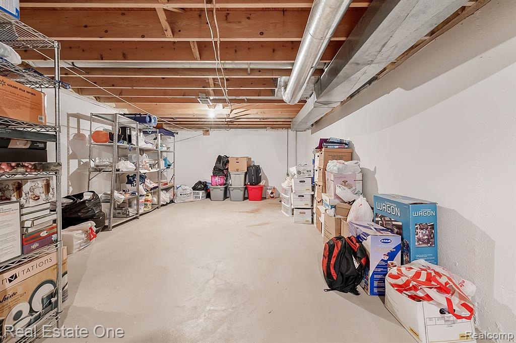 25553 Keenan, Novi, MI — Photo 31
