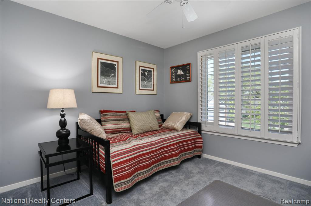 475 WINWOOD Circle, Walled Lake, MI 48390 — Photo 23