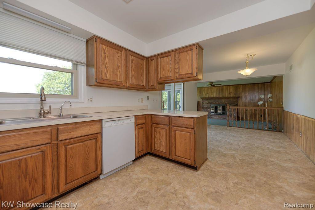42519 BRADNER Road, Northville, MI 48168 — Photo 9