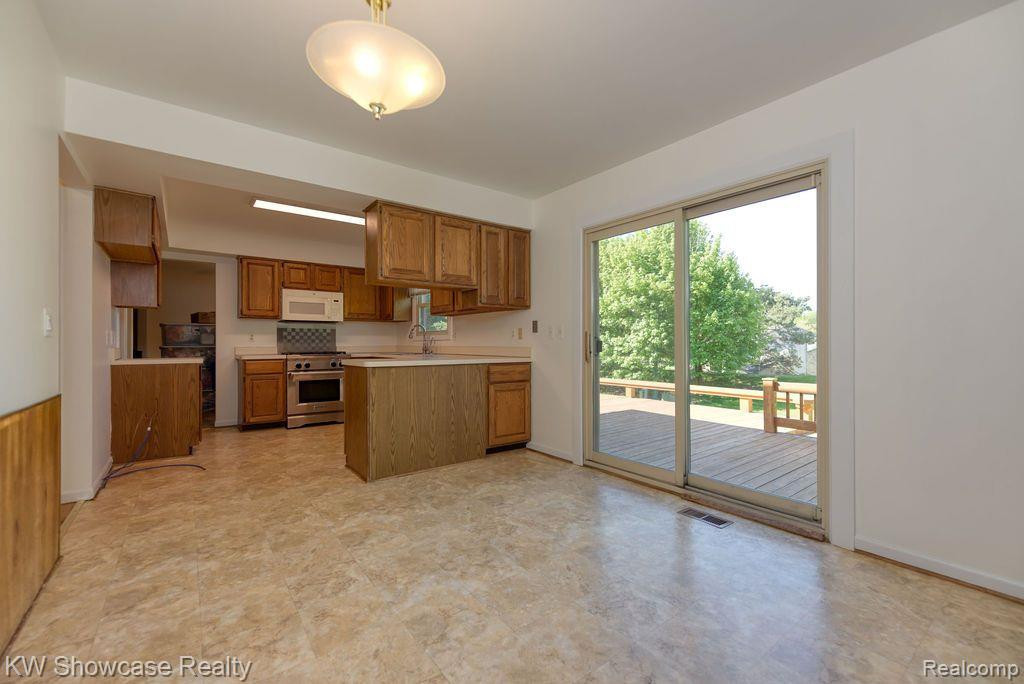 42519 BRADNER Road, Northville, MI 48168 — Photo 10