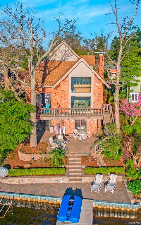 355 PARK Avenue, Lake Orion, MI 48362 — front exterior
