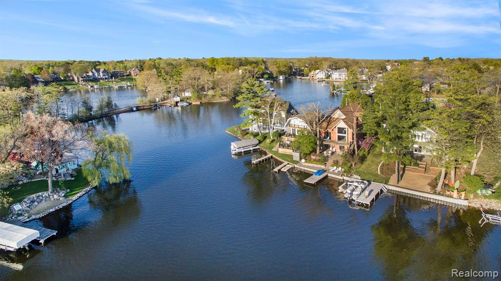 355 PARK Avenue, Lake Orion, MI 48362 — Photo 6