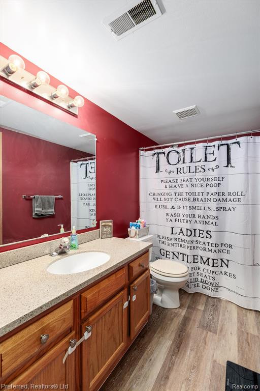 61107 GREENWOOD Drive, South Lyon, MI 48178 — Photo 18