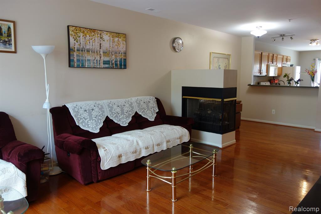39467 SPRINGWATER Drive, Northville, MI 48168 — Photo 4
