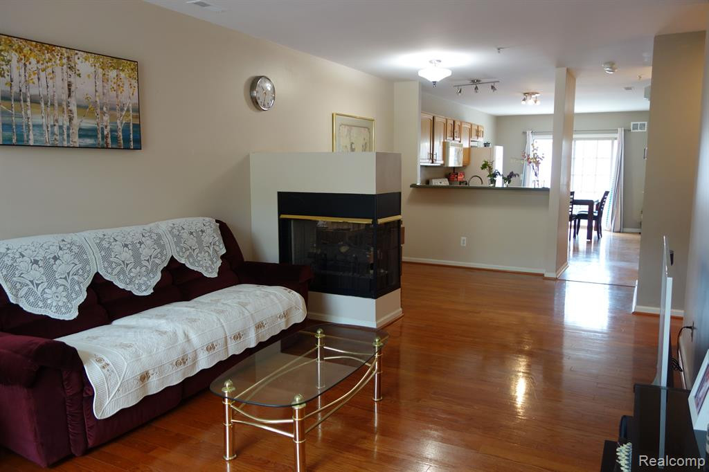 39467 SPRINGWATER Drive, Northville, MI 48168 — Photo 5