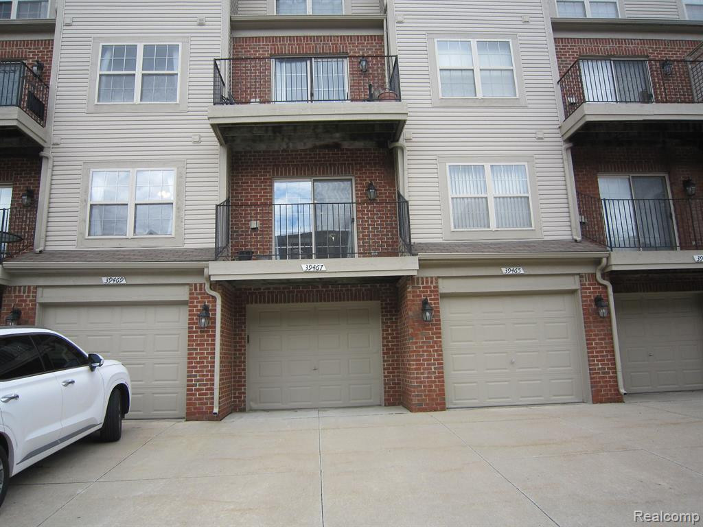39467 SPRINGWATER Drive, Northville, MI 48168 — Photo 20