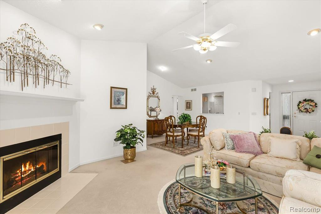 35375 LONE PINE Lane, Farmington Hills, MI 48335 — Photo 15