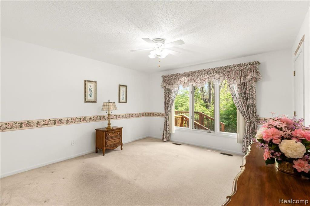 35375 LONE PINE Lane, Farmington Hills, MI 48335 — Photo 16