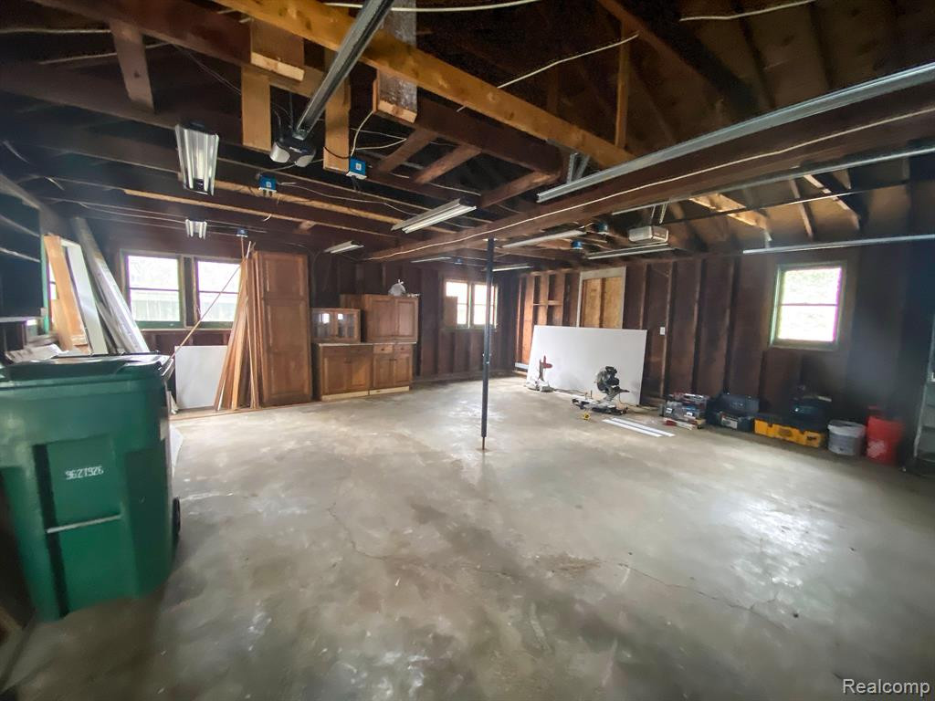 705 E MAIN Street, Brighton, MI 48116 — Photo 3
