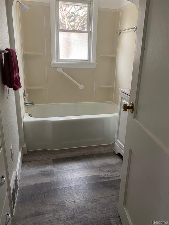 705 E MAIN Street, Brighton, MI 48116 — Photo 4