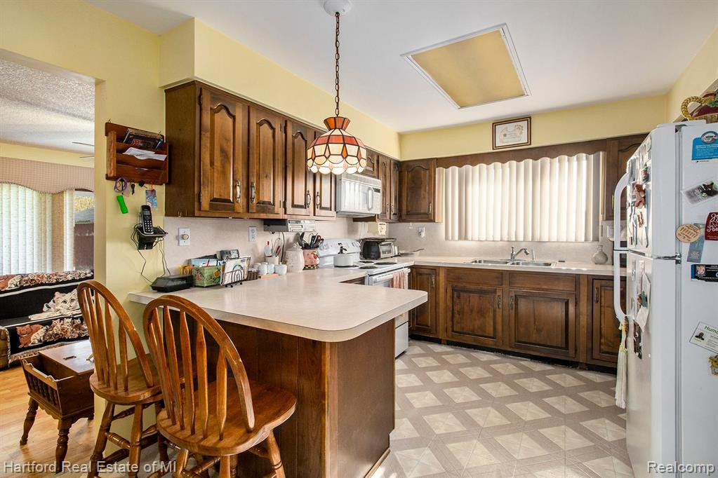 51714 9 MILE Road, Northville, MI 48167 — Photo 17