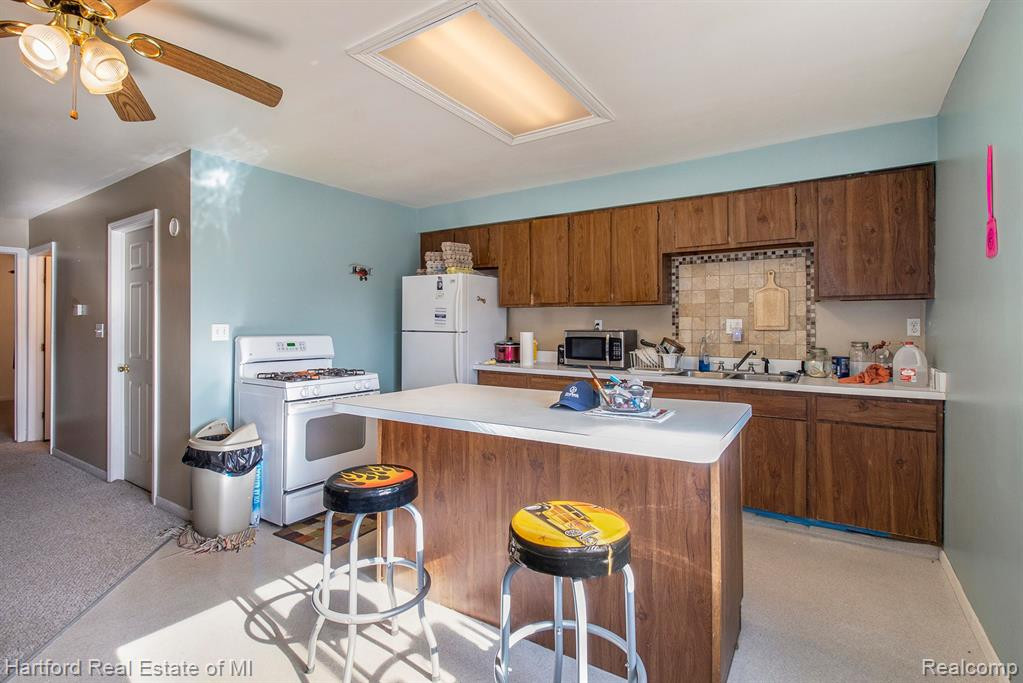 51714 9 MILE Road, Northville, MI 48167 — Photo 30