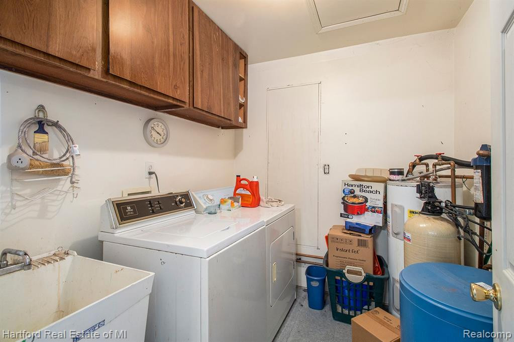 51714 9 MILE Road, Northville, MI 48167 — Photo 34