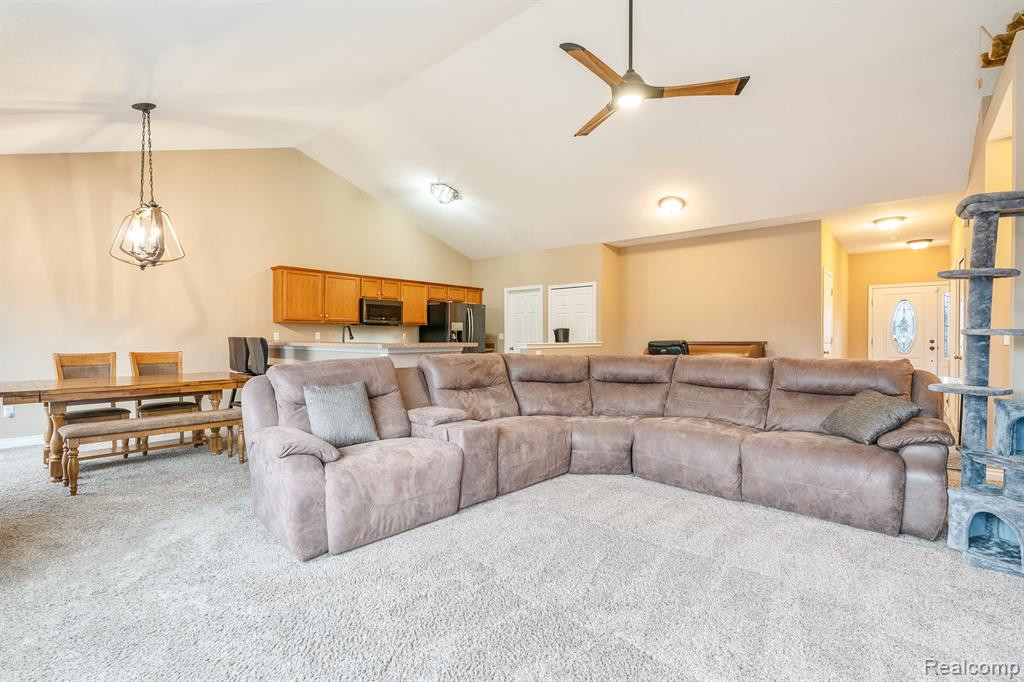 22470 WHITE PINE Drive, New Boston, MI 48164 — Photo 3