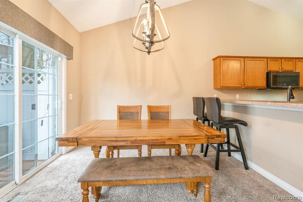 22470 WHITE PINE Drive, New Boston, MI 48164 — Photo 7