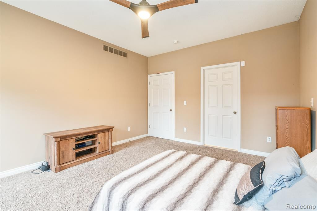 22470 WHITE PINE Drive, New Boston, MI 48164 — Photo 19