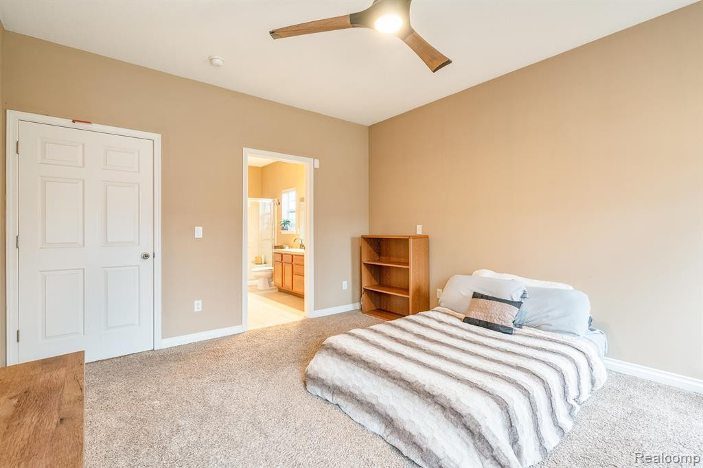 22470 WHITE PINE Drive, New Boston, MI 48164 — Photo 20