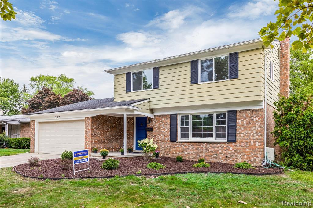 3424 YELLOWSTONE Drive, Ann Arbor, MI 48105 — Photo 2
