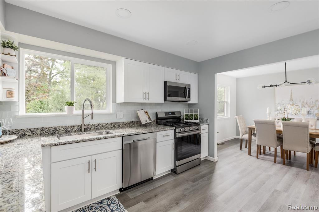 3424 YELLOWSTONE Drive, Ann Arbor, MI 48105 — Photo 10