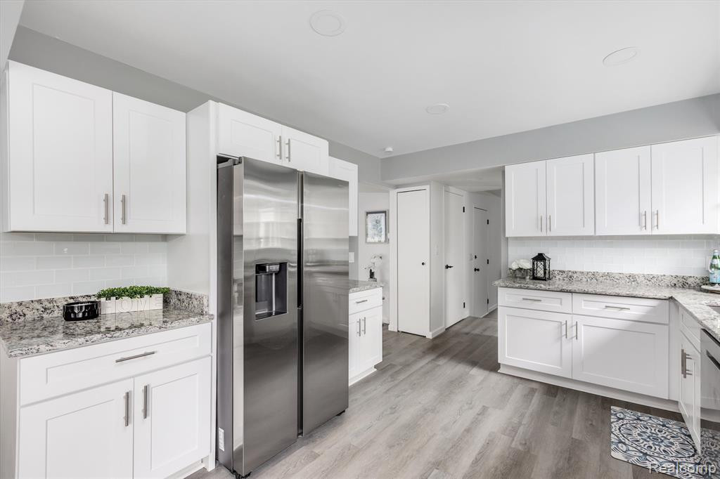 3424 YELLOWSTONE Drive, Ann Arbor, MI 48105 — Photo 12