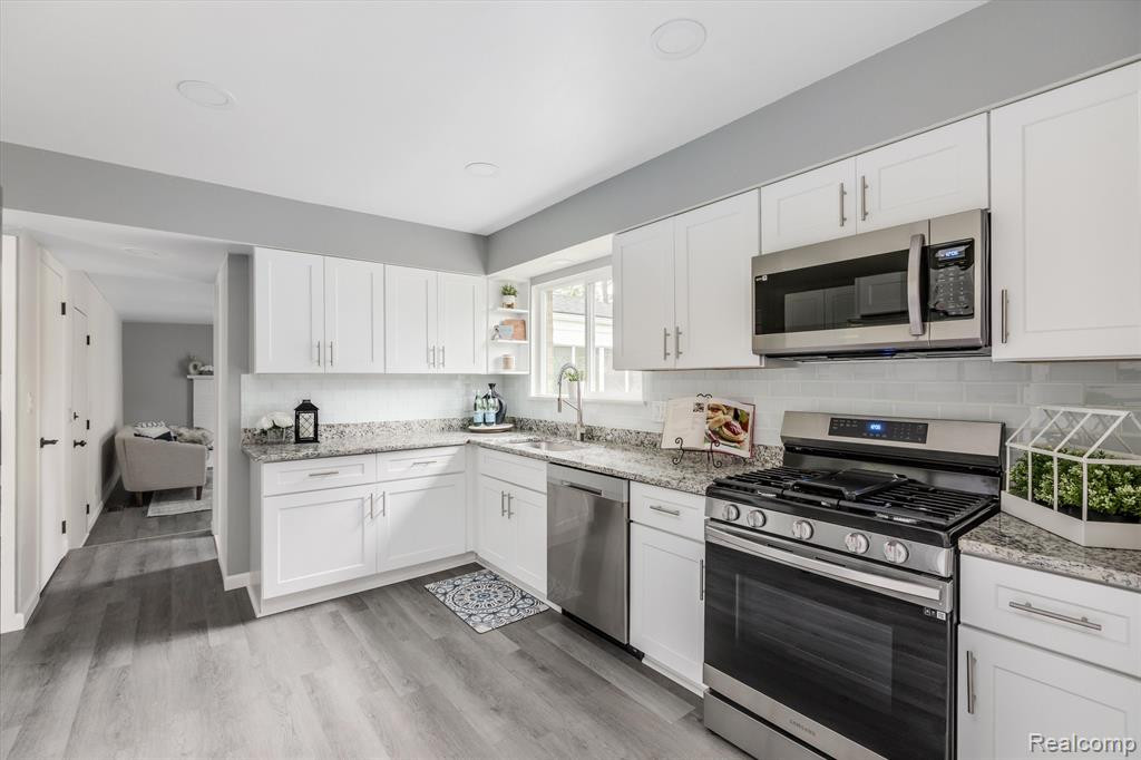 3424 YELLOWSTONE Drive, Ann Arbor, MI 48105 — Photo 13