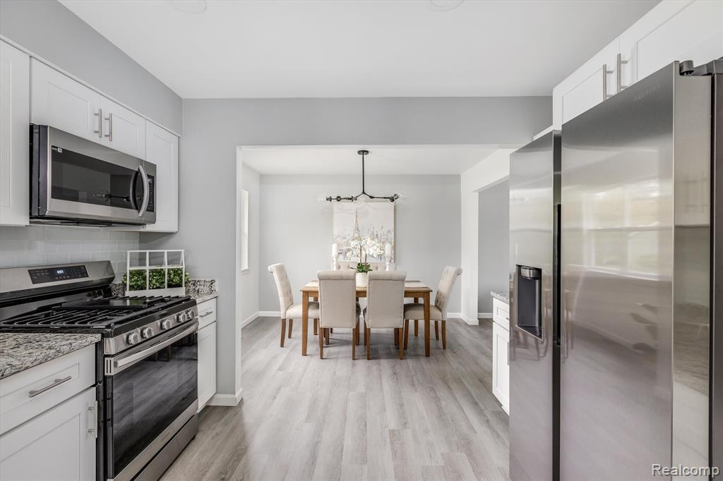 3424 YELLOWSTONE Drive, Ann Arbor, MI 48105 — Photo 14