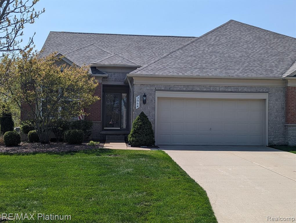 3864 Rainier, Howell, MI 48843 — front exterior