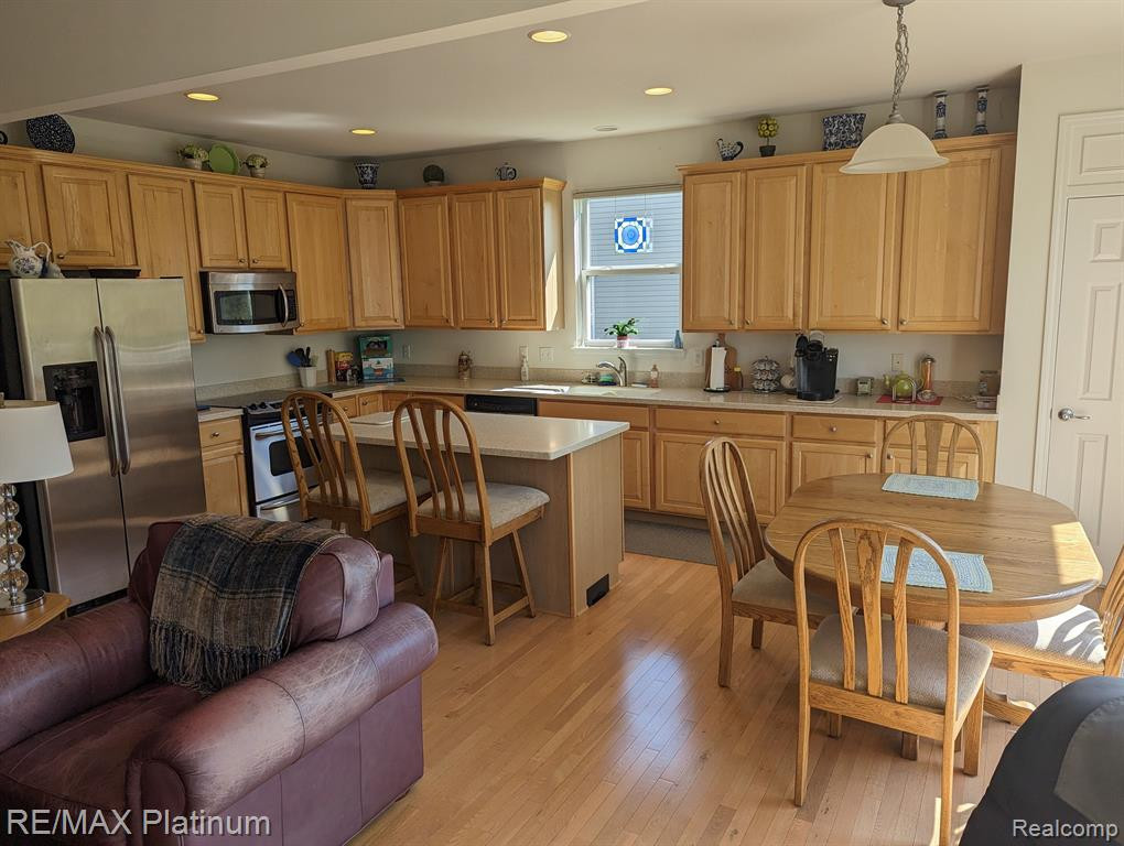 3864 Rainier, Howell, MI 48843 — Photo 5