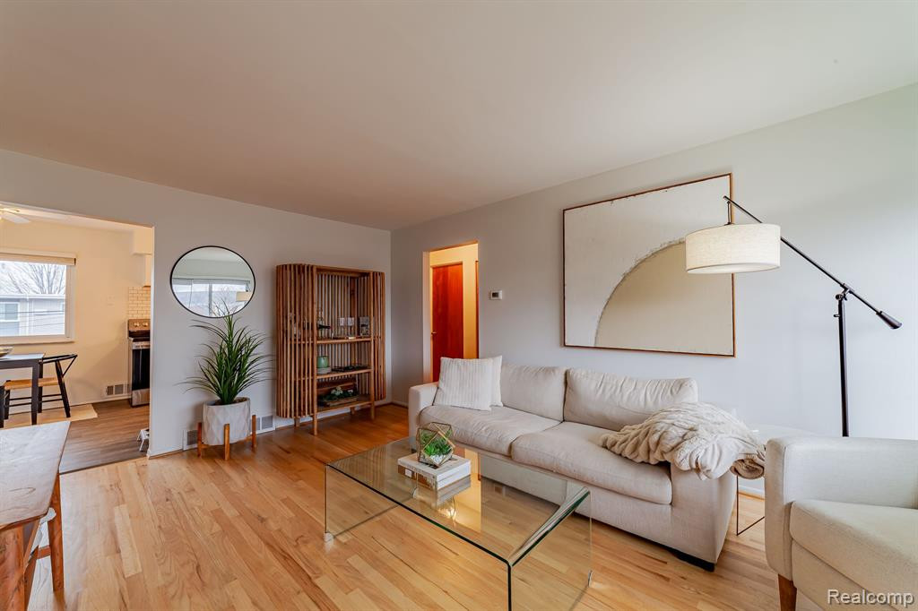 4829 MANSFIELD Avenue, Royal Oak, MI 48073 — Photo 6
