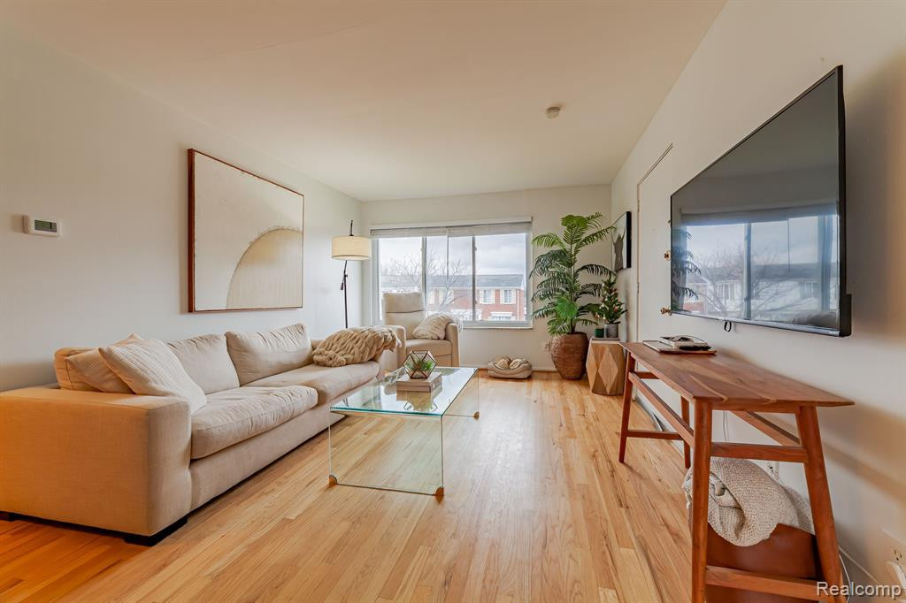 4829 MANSFIELD Avenue, Royal Oak, MI 48073 — Photo 7