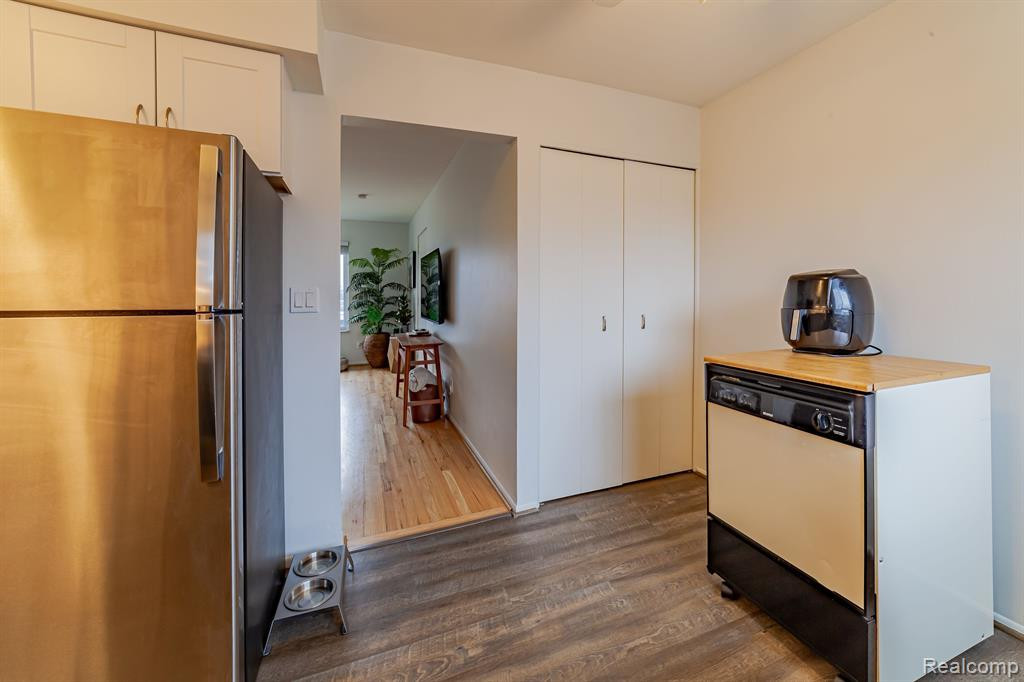 4829 MANSFIELD Avenue, Royal Oak, MI 48073 — Photo 13
