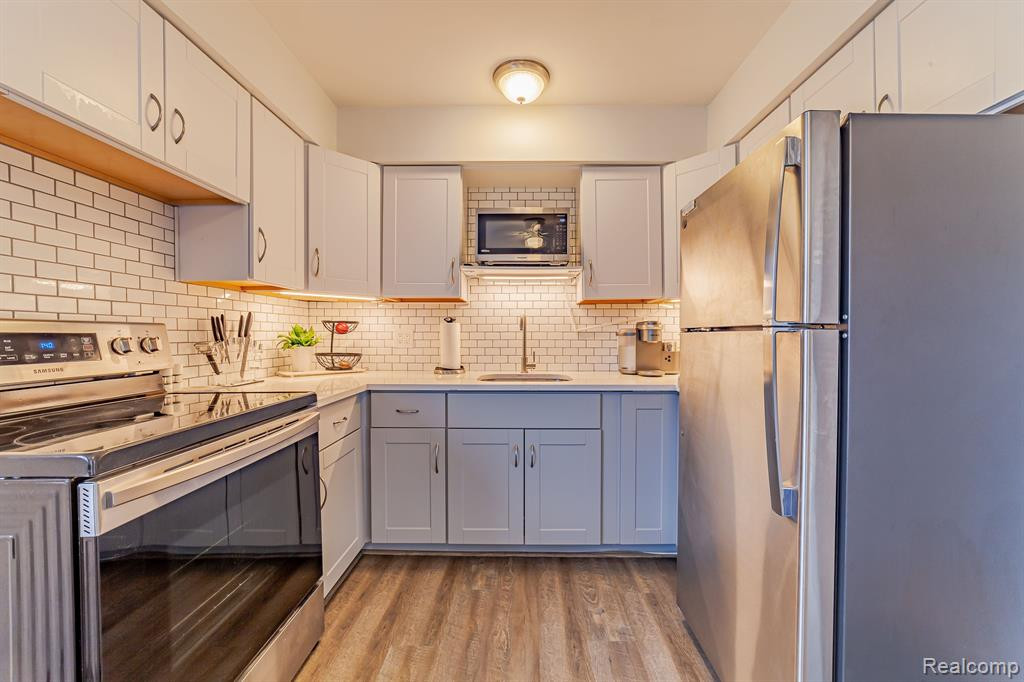 4829 MANSFIELD Avenue, Royal Oak, MI 48073 — Photo 19