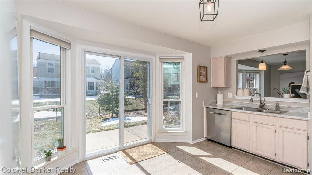 3142 AILSA CRAIG Court, Ann Arbor, MI 48108 — Photo 24