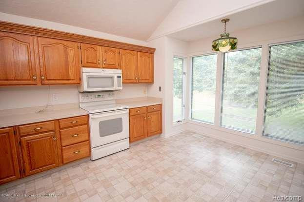1898 DANBURY E, Okemos, MI 48864 — Photo 21