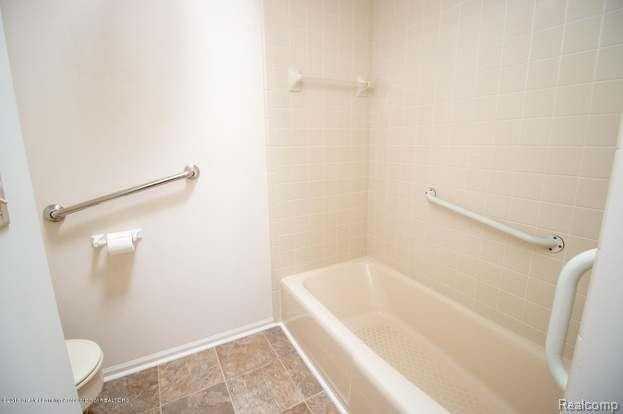 1898 DANBURY E, Okemos, MI 48864 — Photo 23