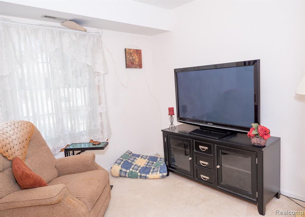 38170 GREENWOOD Street, Westland, MI — Photo 12