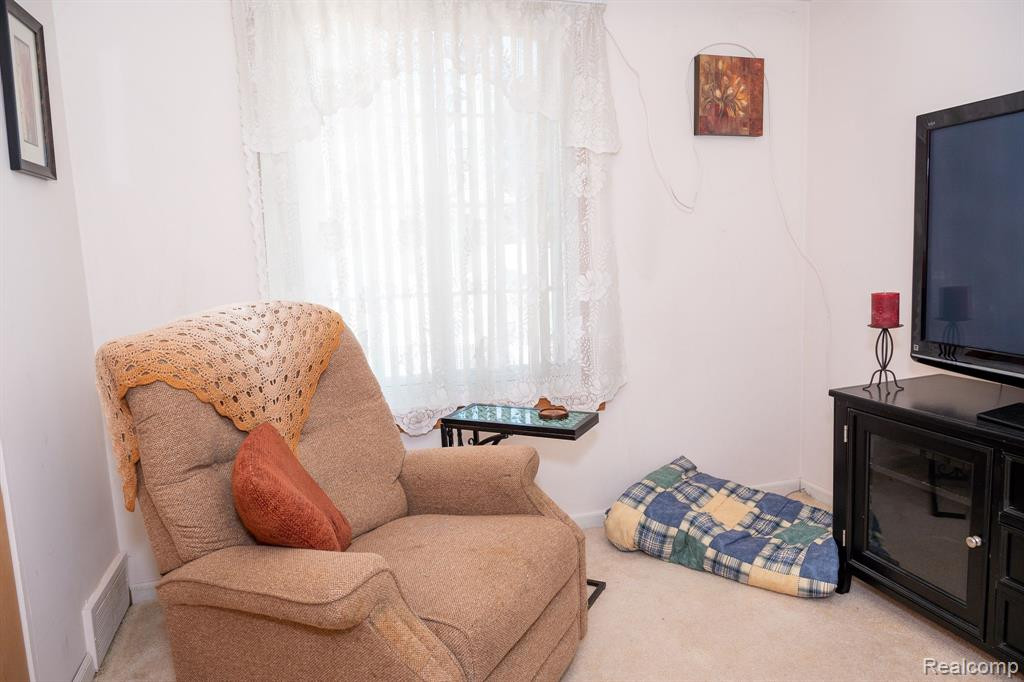 38170 GREENWOOD Street, Westland, MI — Photo 17