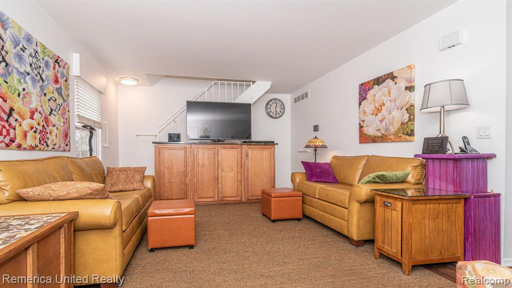 23526 N ROCKLEDGE, 283, Novi, MI — Photo 11
