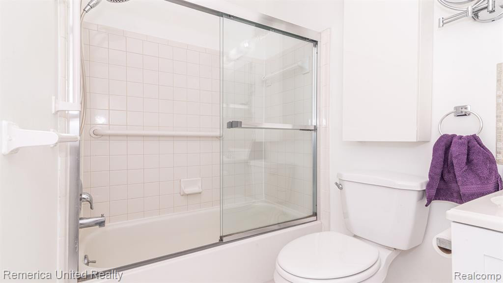 23526 N ROCKLEDGE, 283, Novi, MI — Photo 30